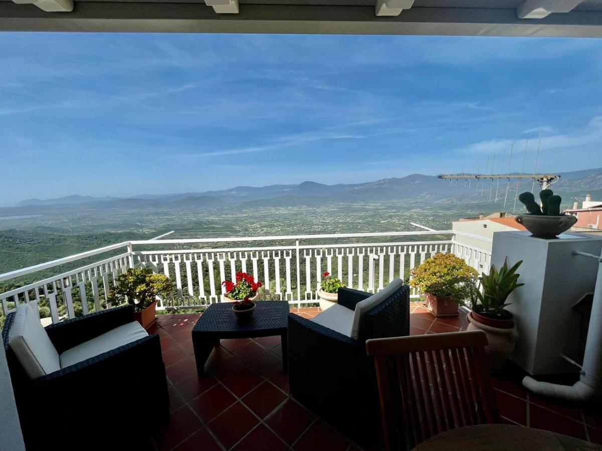 Appartamento Con Vista Panoramica 바우네이 외부 사진